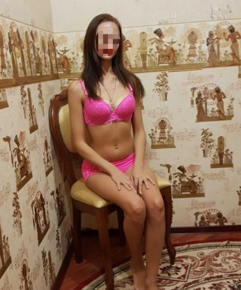 У меня ты найдешь непревзойденное сочетание страсти и нежности. Я создам для тебя атмосферу полного расслабления и наслаждения. Мои услуги включают классический и эротический массаж, оральный и классический секс, разнообразные игры и ролевые сценарии. Я живу в Москве и готова принять тебя в своей уютной и безопасной атмосфере. Мои фото и отзывы доступны по запросу. Не упусти возможность испытать незабываемое удовольствие! 💋 Людмила
